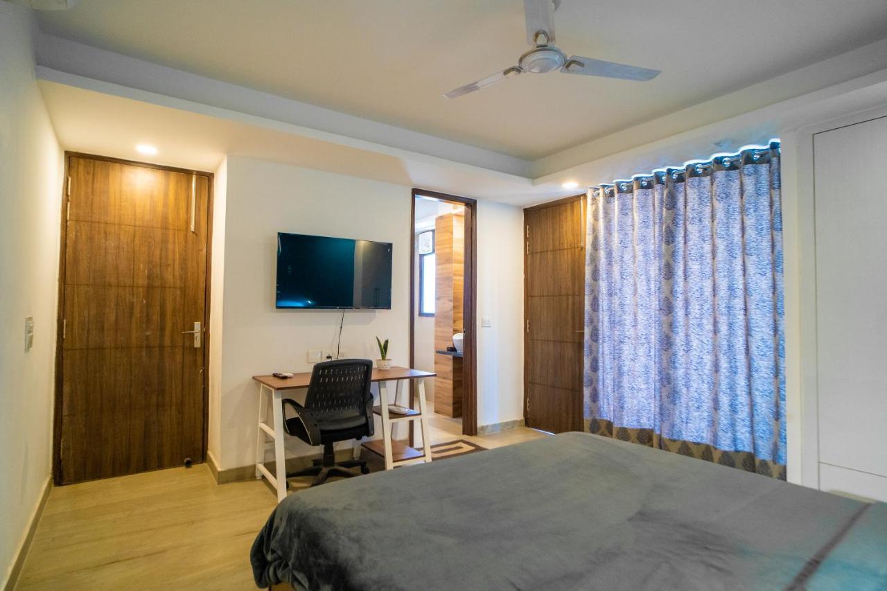 Flxho Uno - Serviced Apartment & Rooms - Golf Course Road Γκουργκάον Εξωτερικό φωτογραφία