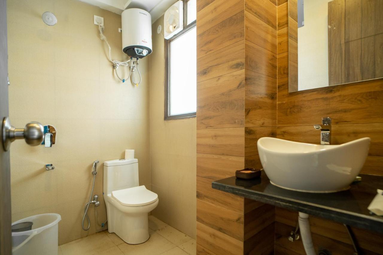 Flxho Uno - Serviced Apartment & Rooms - Golf Course Road Γκουργκάον Εξωτερικό φωτογραφία