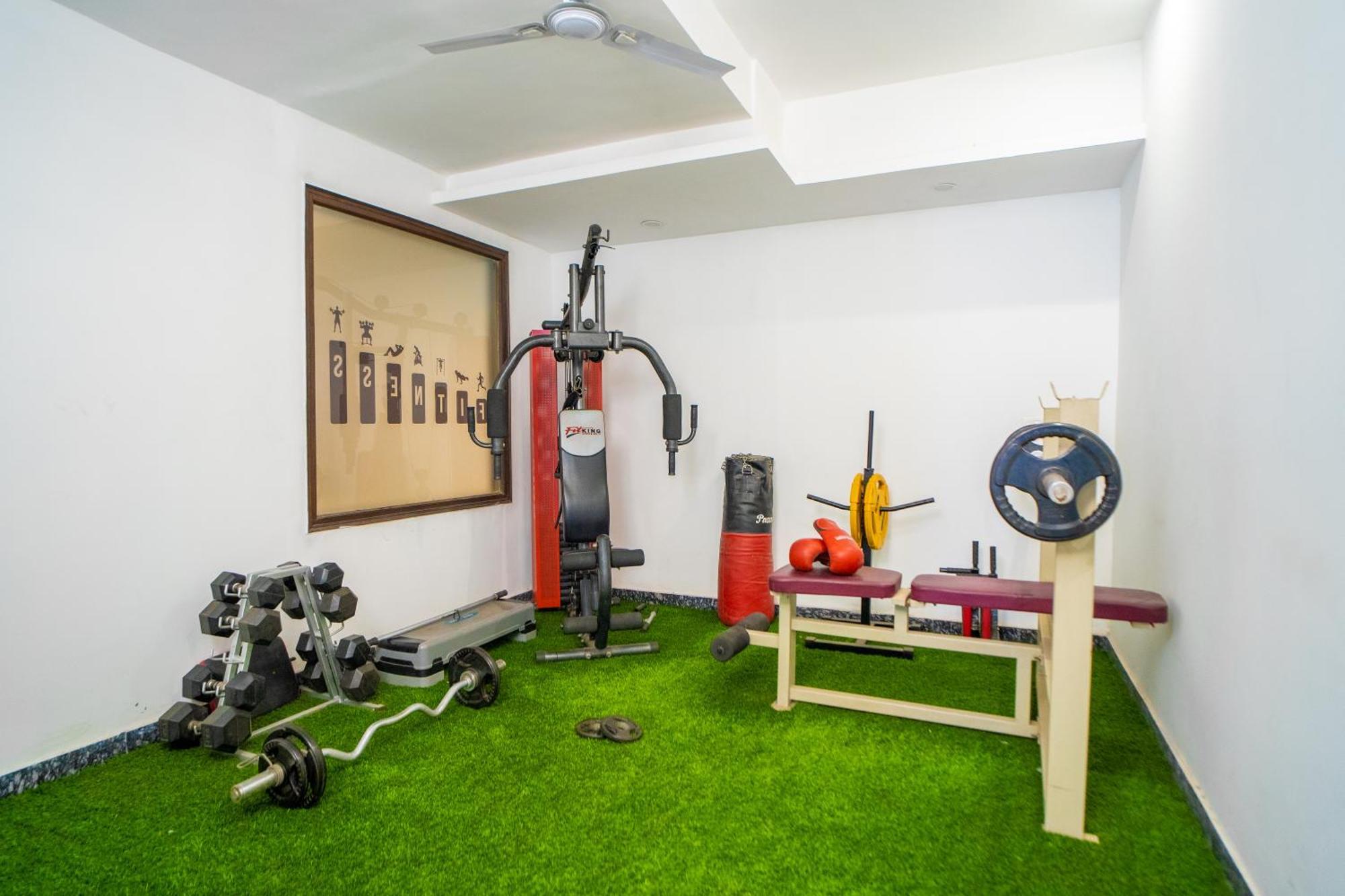 Flxho Uno - Serviced Apartment & Rooms - Golf Course Road Γκουργκάον Εξωτερικό φωτογραφία